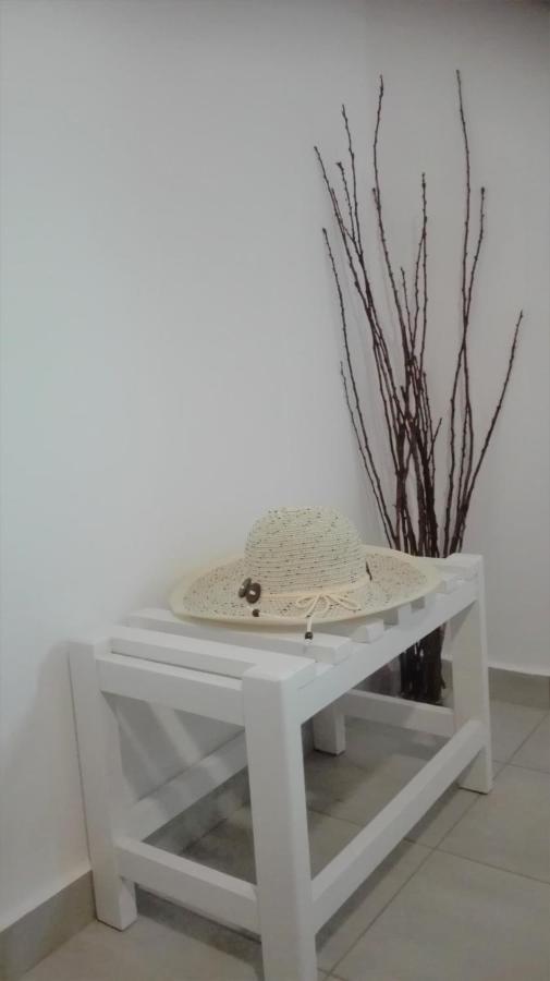 New Sea Escape Boutique Apt-Agii Aposto Li Beach Chania  Exteriör bild